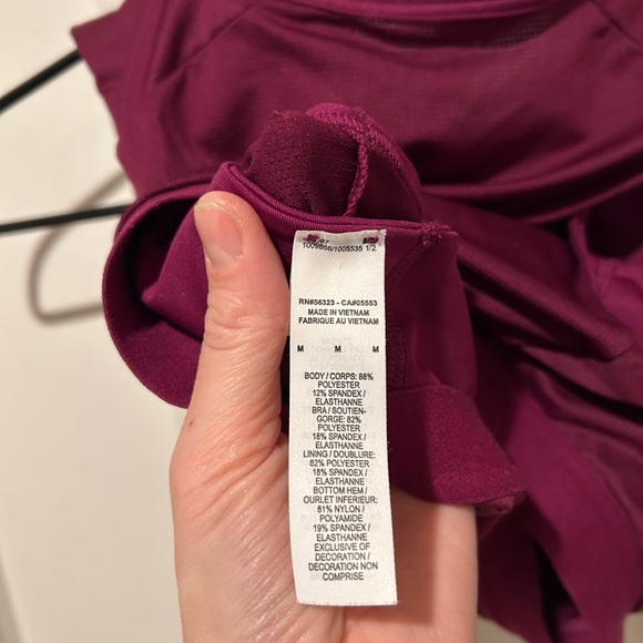 Nike sports bra in EUC. Worn once fits like a small. - Picture 3 of 6